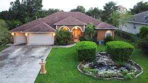 13742 VISTA DEL LAGO