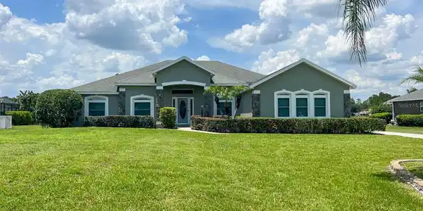 6239 OAK SHORE