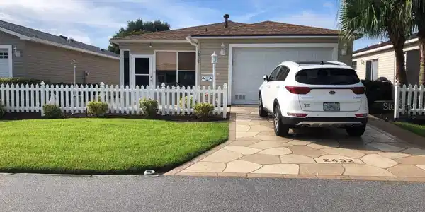 2432 SOUTHERN OAK