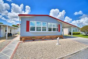 4552 REDWOOD