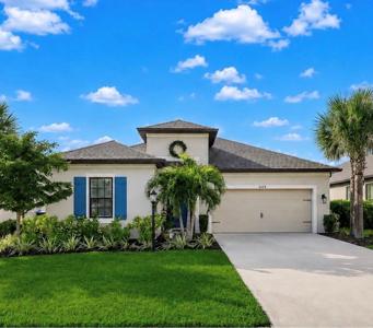 6374 GRANDVIEW HILL COURT