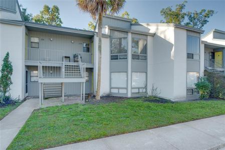 2512 LEMON TREE LANE