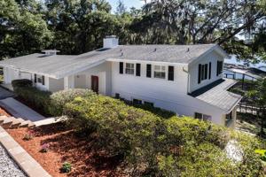 1015 LAKE NETTIE