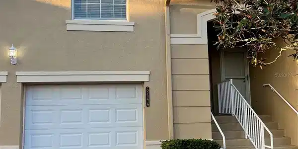5444 COMPASS POINT