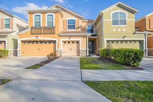 1033 LAUREL RIDGE