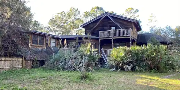 222 LAKE RAY