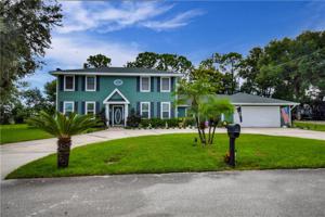 235 E PARK LANE