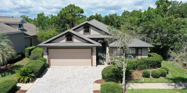 38 SOUTHLAKE