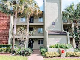 3 ESCONDIDO CIRCLE