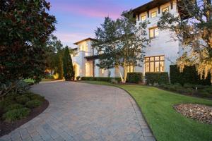 9011 MAYFAIR POINTE