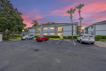 588 FAIRWAYS LANE