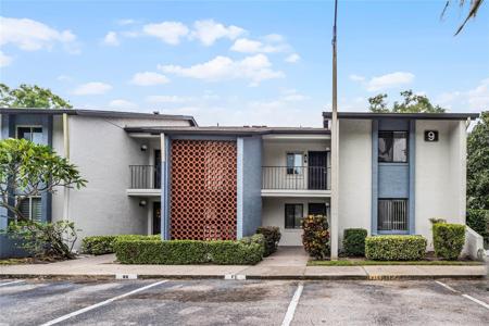 9 ESCONDIDO CIRCLE