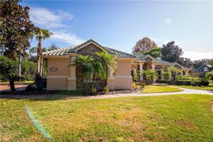 5015 DOWN POINT LANE
