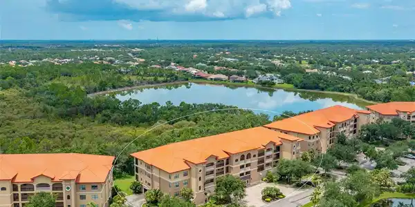 7710 LAKE VISTA COURT