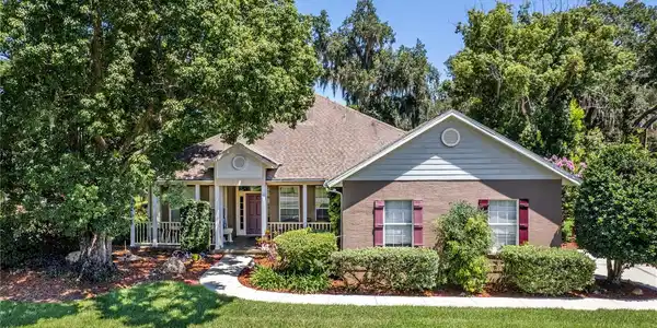 19521 SPRING OAK DRIVE