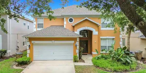 8505 PALM HARBOR DR