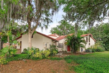 601 CLUSTERWOOD DRIVE