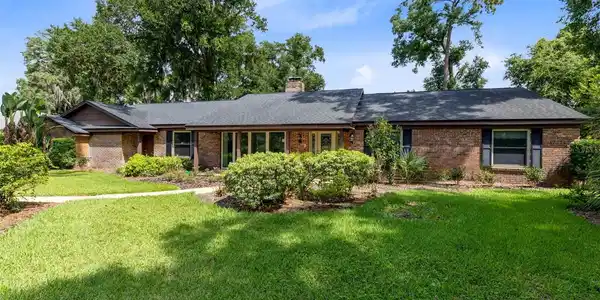 105 PINE TREE LANE