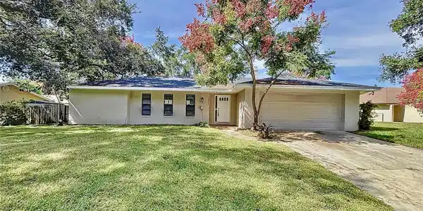 5317 VERANA COURT