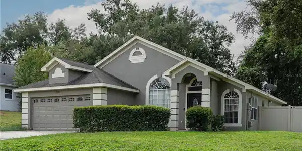 6126 BROOKHILL CIRCLE