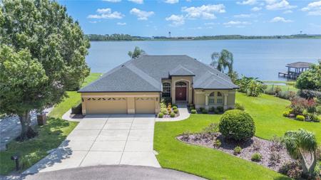 102 BAYBERRY DRIVE