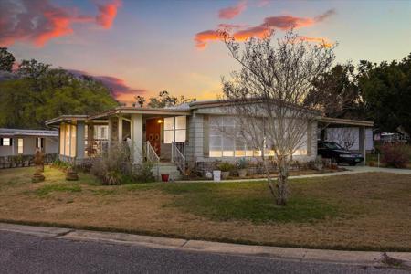 2129 OAK GROVE DRIVE