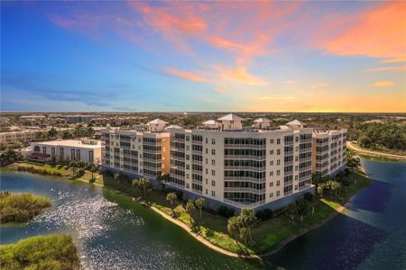10520 BOARDWALK LOOP