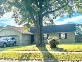 2053 HOUNDSLAKE DRIVE