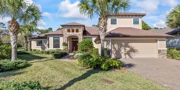 8 SANDPINE DRIVE