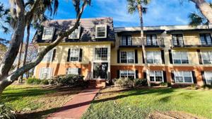 4136 VERSAILLES