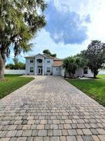 2550 RAMBLING OAKS