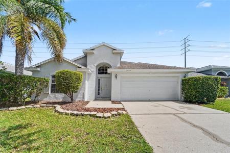 22901 HAWK HILL LOOP