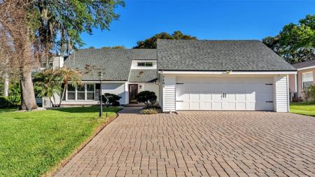 1804 MICHELLE LANE