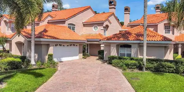 7343 SOMERSET SHORES