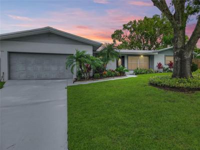 1616 LAKEWOOD S