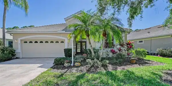 8343 WHISPERING WOODS COURT