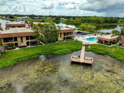 10196 SEMINOLE ISLAND DRIVE