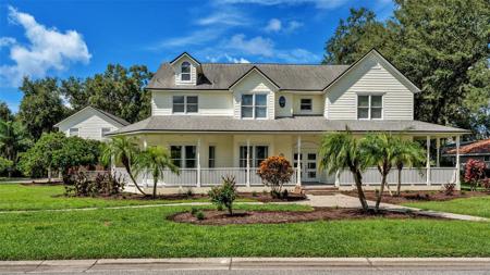 1632 REGAL COVE COURT