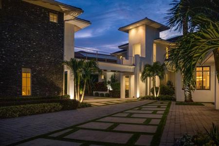 9721 CARILLON PARK DRIVE