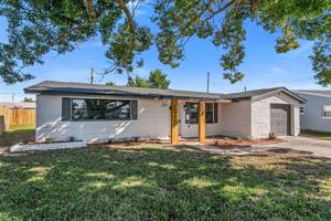 1182 FERNWOOD