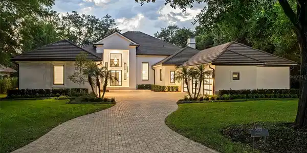 5199 LATROBE DR