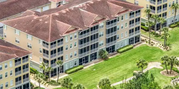 400 CANOPY WALK LANE