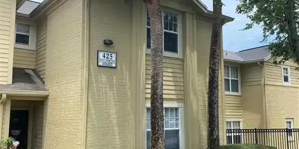 425 SUMMIT RIDGE