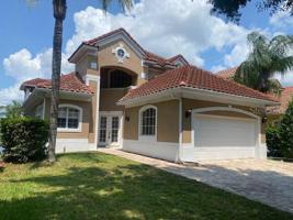 8519 SAINT MARINO