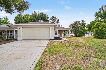 700 KENMOORE COURT