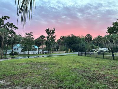 1115 SE KINGSBAY DRIVE