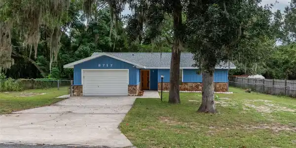 8717 DEVONSHIRE ROAD