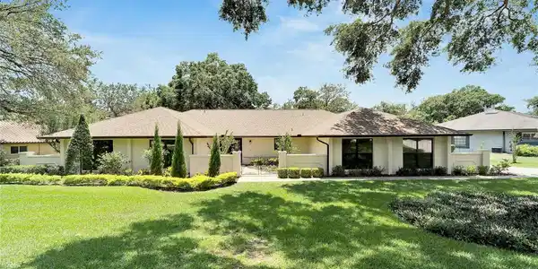 5251 GLENMORE