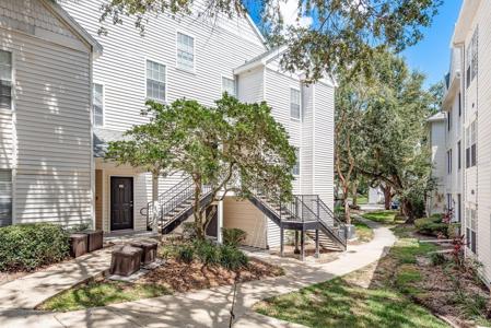 3266 HAVILAND COURT
