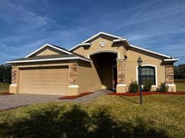 1059 BENTLEY OAKS